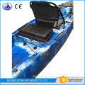 Kayak de pesca individual con motor eléctrico